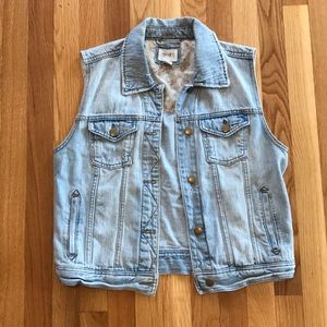 Forever 21 light wash Jean vest, size medium